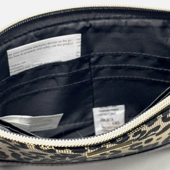 Juicy Couture Gold Leopard Wristlet Mobile Power Bank 🐱 - Picture 14 of 15